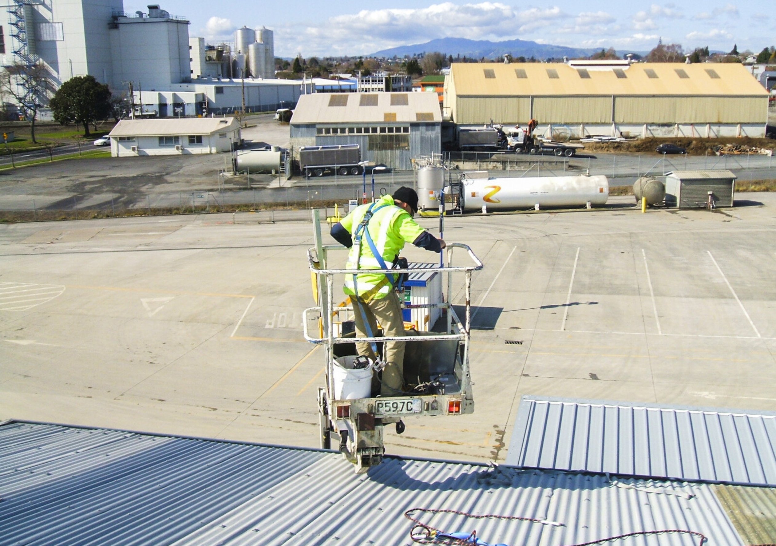 Roofing and spouting work